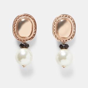 ZARA New Gold Earrings... LAST ONE!!!